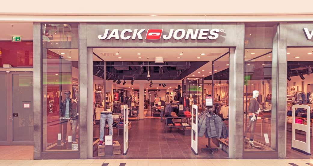 JACK & JONES