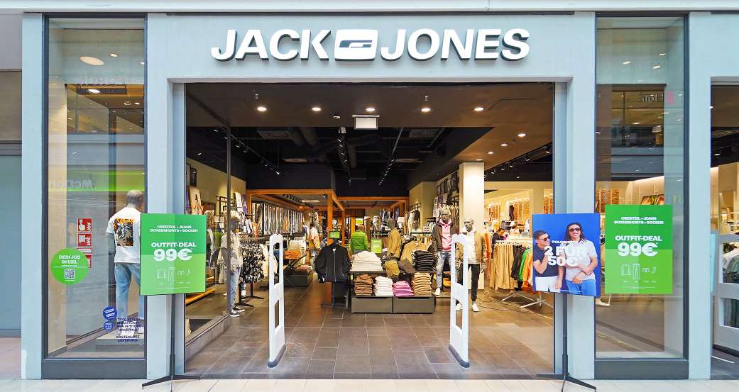 JACK & JONES